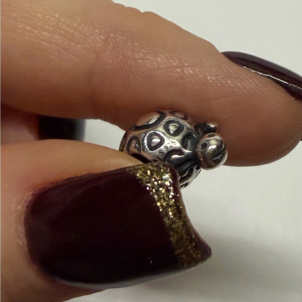 Pandora Silver Turtle Charm - Picture 3 of 5
